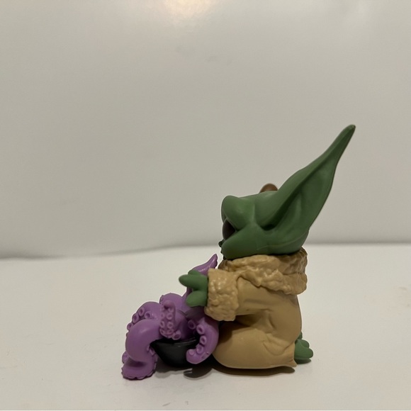 Disney Star Wars The Bounty Collection - Mandalorian The Child Series 3 - Picture 4 of 6